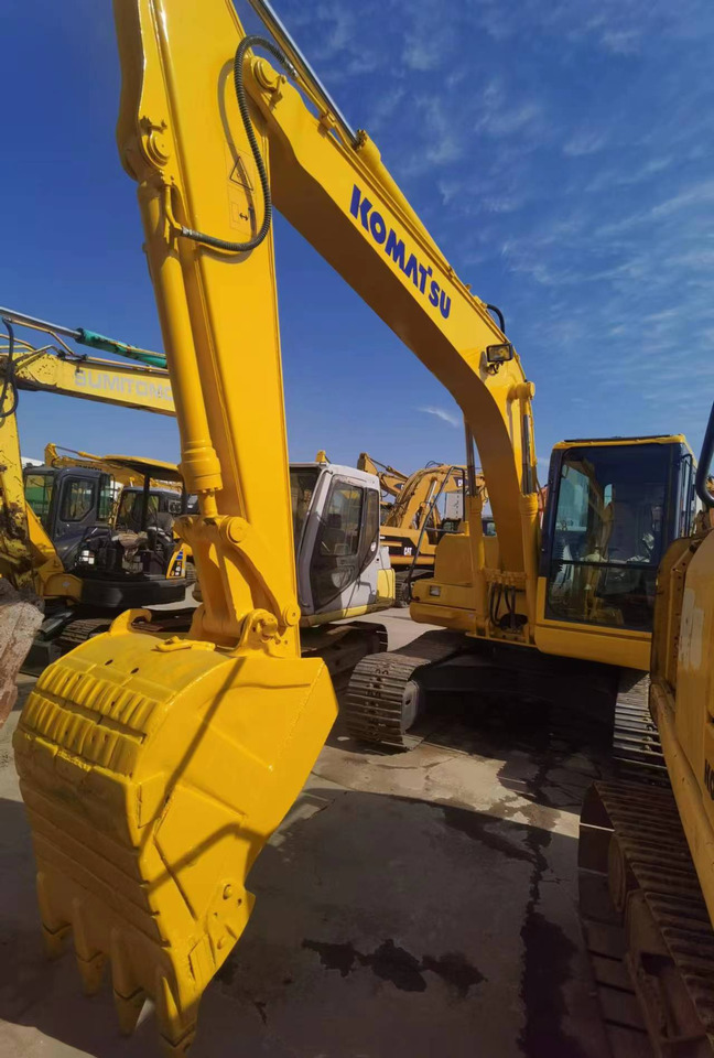 KOMATSU PC130-7 - Lintekskavaator: pilt 1 KOMATSU PC130-7 - Lintekskavaator: pilt 1