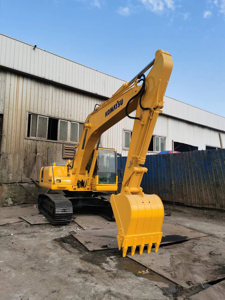 KOMATSU PC200-7 - Lintekskavaator: pilt 2 KOMATSU PC200-7 - Lintekskavaator: pilt 2