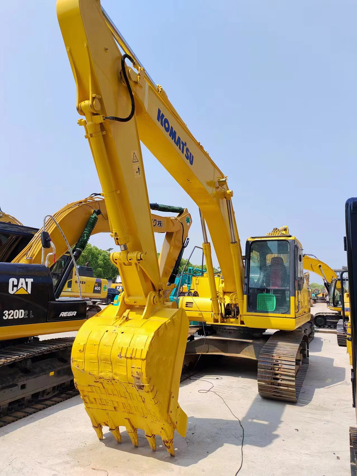 KOMATSU PC200-7 - Lintekskavaator: pilt 3 KOMATSU PC200-7 - Lintekskavaator: pilt 3