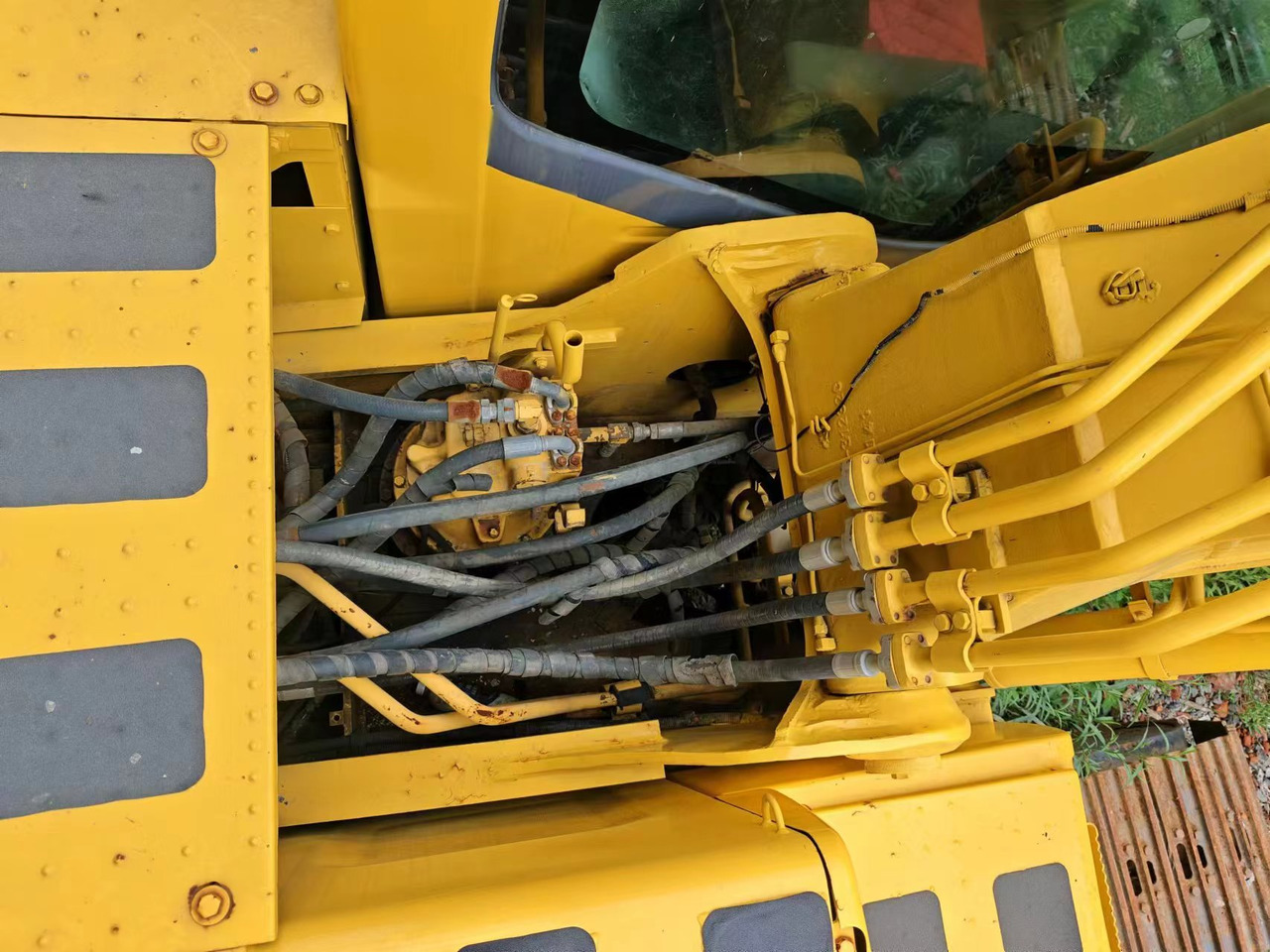 KOMATSU PC200-8 - Lintekskavaator: pilt 5 KOMATSU PC200-8 - Lintekskavaator: pilt 5