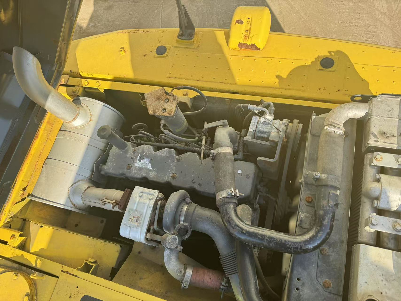 KOMATSU PC200-8 - Lintekskavaator: pilt 5 KOMATSU PC200-8 - Lintekskavaator: pilt 5