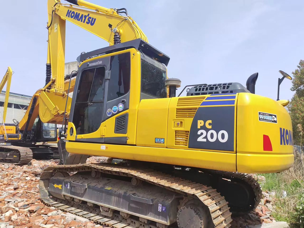 KOMATSU PC200-8 - Lintekskavaator: pilt 1 KOMATSU PC200-8 - Lintekskavaator: pilt 1