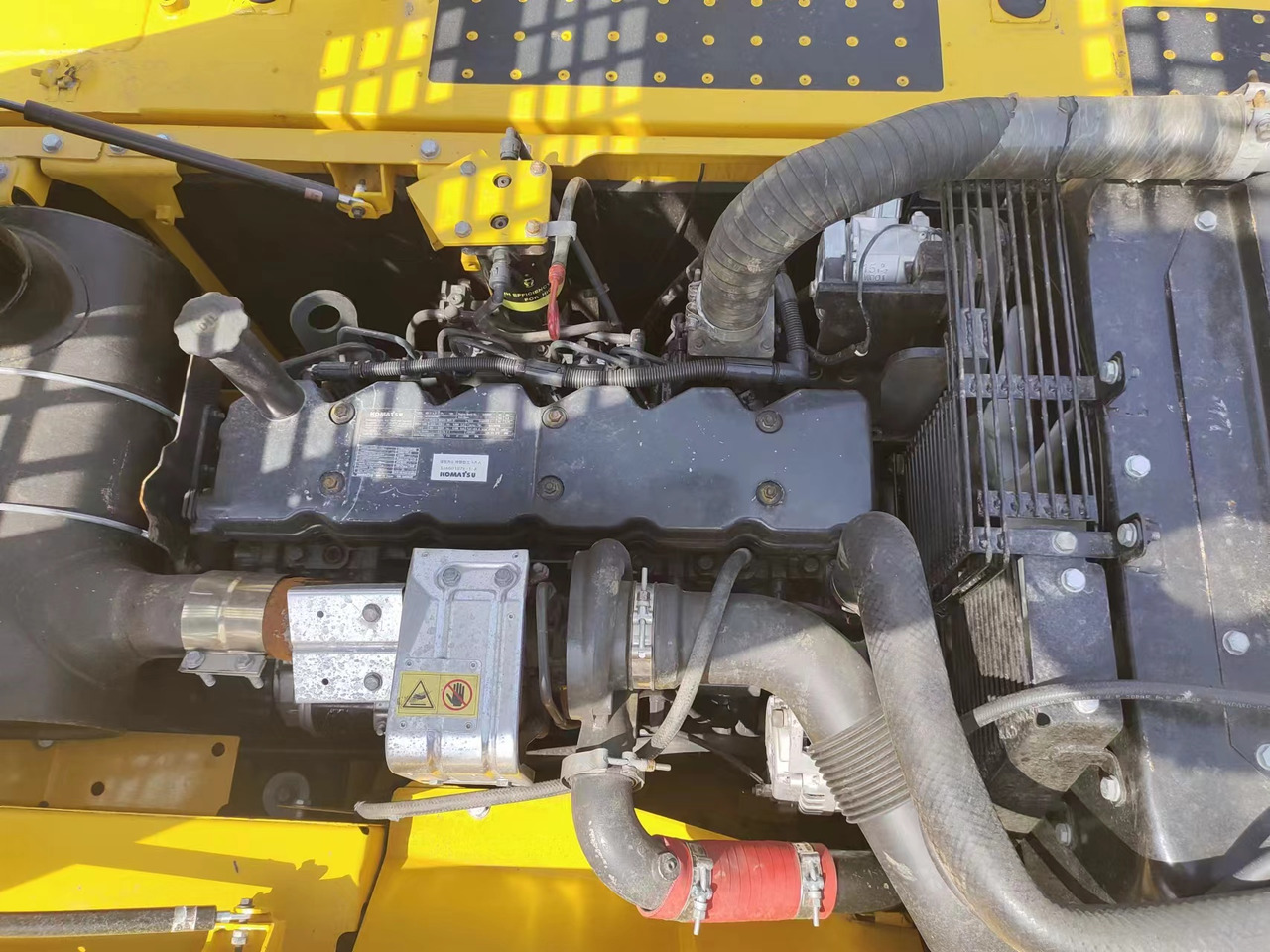 KOMATSU PC200-8N1 - Lintekskavaator: pilt 5 KOMATSU PC200-8N1 - Lintekskavaator: pilt 5