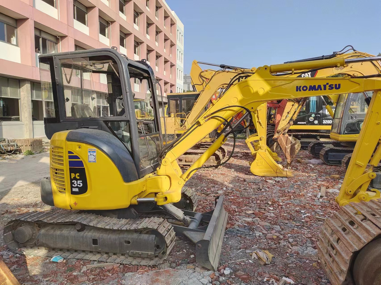 KOMATSU PC35MR - Miniekskavaator: pilt 3 KOMATSU PC35MR - Miniekskavaator: pilt 3