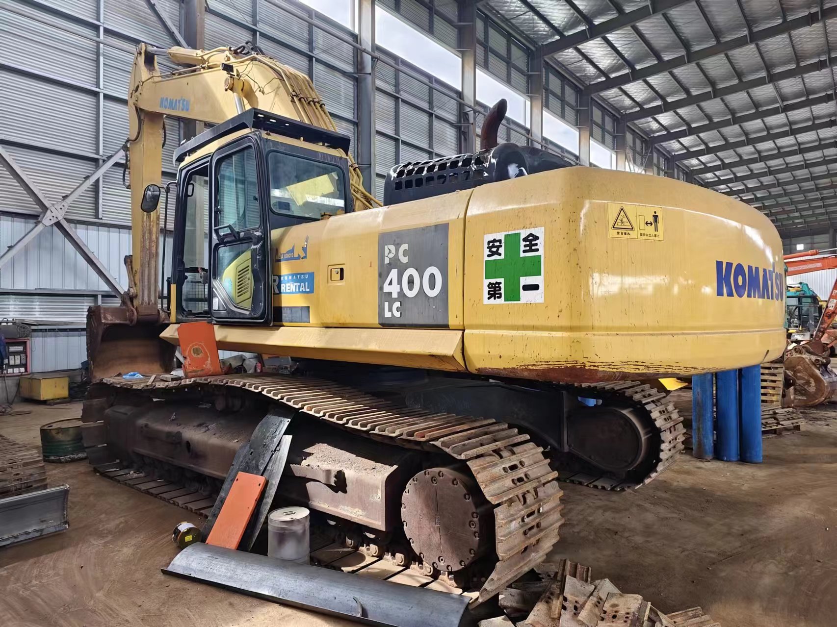KOMATSU PC400-7 - Lintekskavaator: pilt 3 KOMATSU PC400-7 - Lintekskavaator: pilt 3