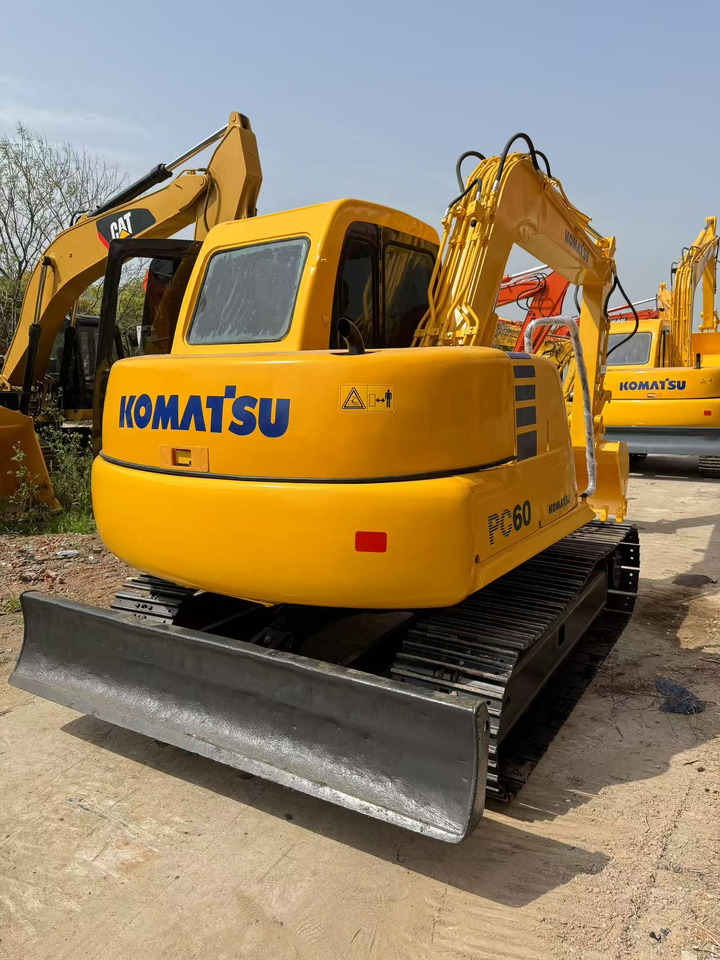 KOMATSU PC60-7 - Miniekskavaator: pilt 3 KOMATSU PC60-7 - Miniekskavaator: pilt 3