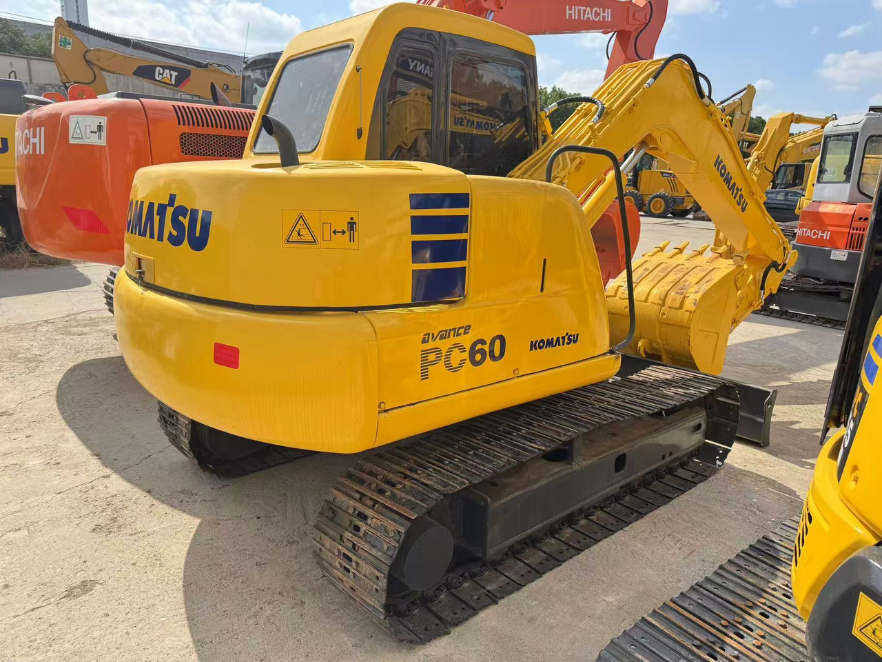 KOMATSU PC60-7 - Miniekskavaator: pilt 2 KOMATSU PC60-7 - Miniekskavaator: pilt 2