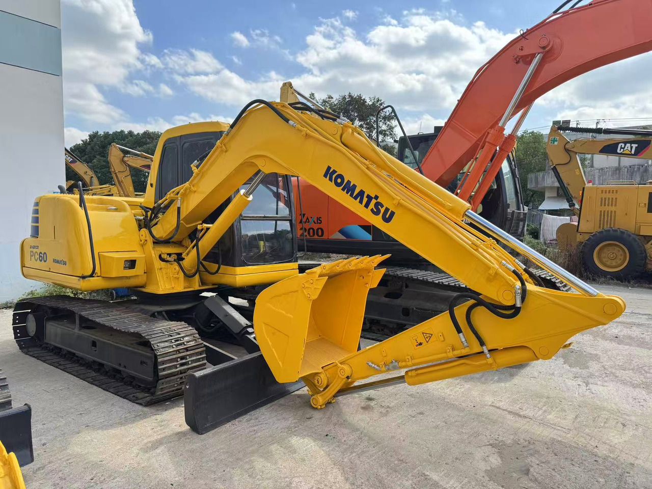 KOMATSU PC60-7 - Miniekskavaator: pilt 1 KOMATSU PC60-7 - Miniekskavaator: pilt 1
