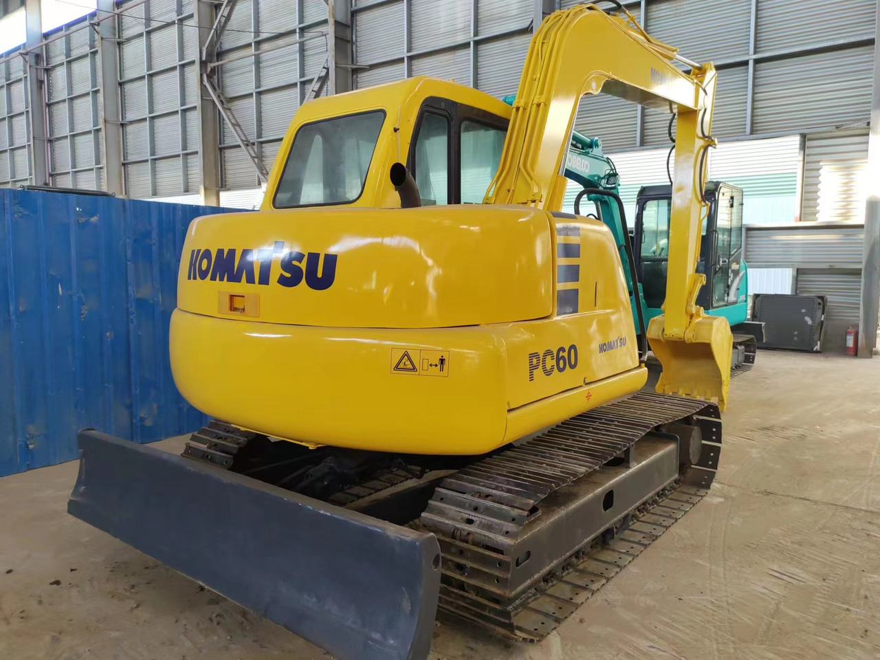 KOMATSU PC60-7 - Lintekskavaator: pilt 3 KOMATSU PC60-7 - Lintekskavaator: pilt 3