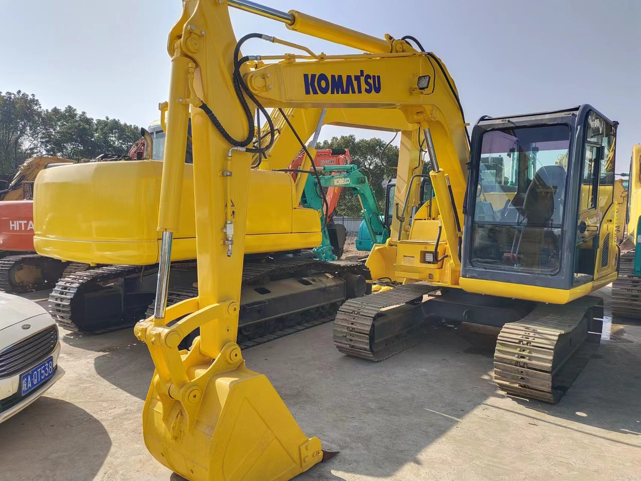 KOMATSU PC60-8 - Miniekskavaator: pilt 1 KOMATSU PC60-8 - Miniekskavaator: pilt 1
