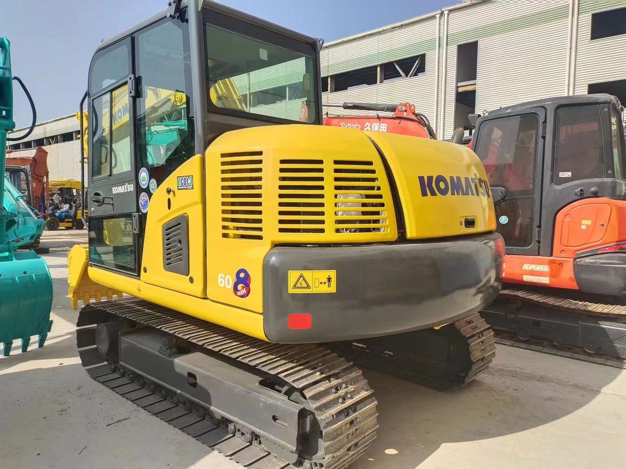 KOMATSU PC60-8 - Miniekskavaator: pilt 1 KOMATSU PC60-8 - Miniekskavaator: pilt 1