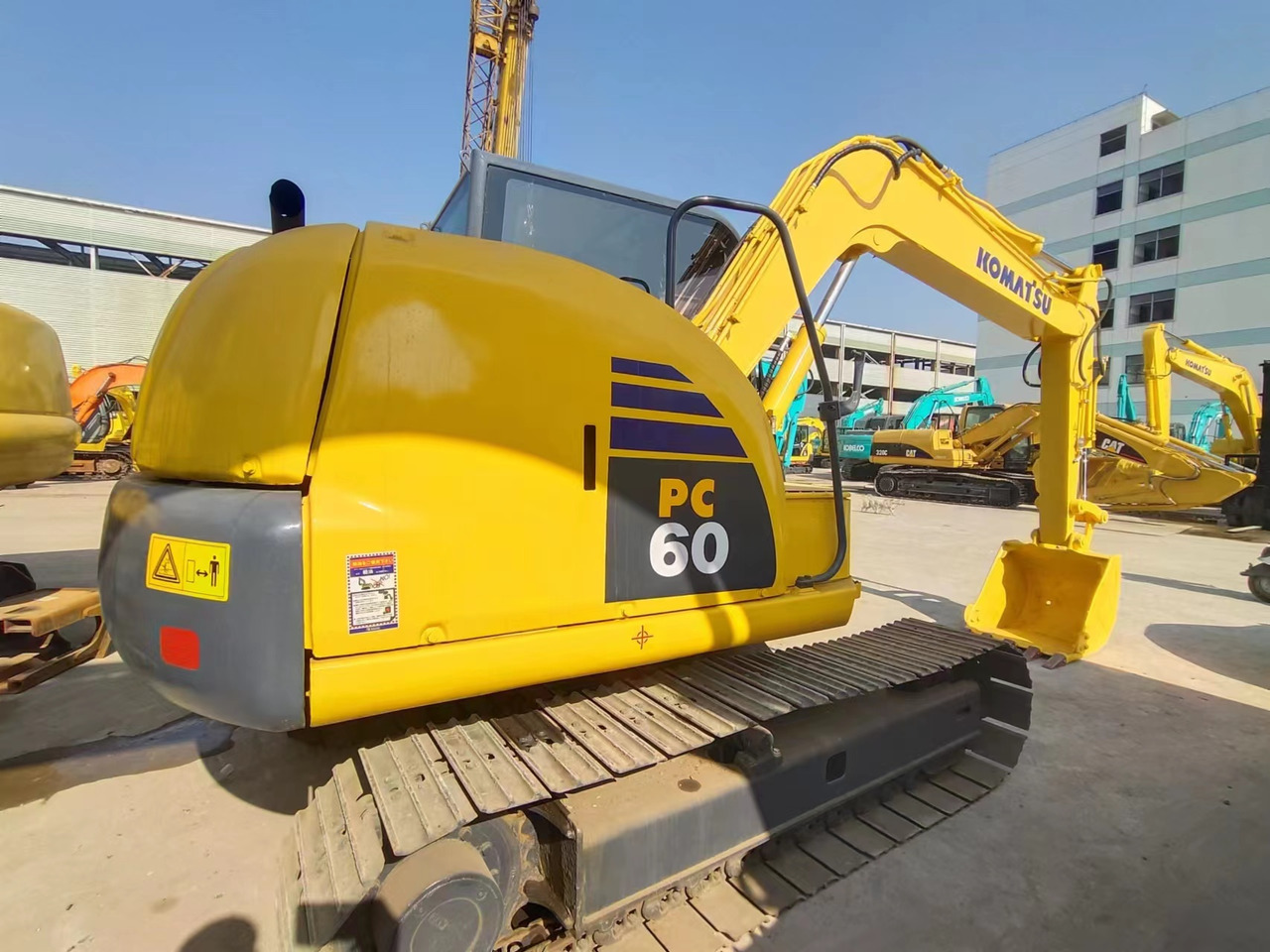 KOMATSU PC60-8 - Miniekskavaator: pilt 4 KOMATSU PC60-8 - Miniekskavaator: pilt 4