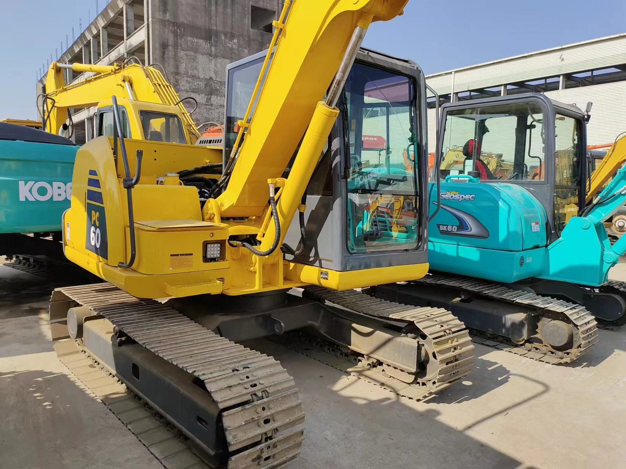KOMATSU PC60-8 - Miniekskavaator: pilt 3 KOMATSU PC60-8 - Miniekskavaator: pilt 3
