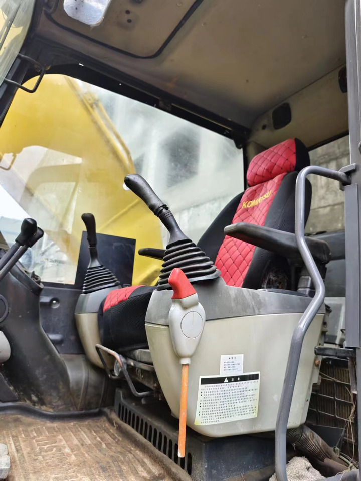 KOMATSU pc200-8 pc200 Japan made - Lintekskavaator: pilt 4 KOMATSU pc200-8 pc200 Japan made - Lintekskavaator: pilt 4
