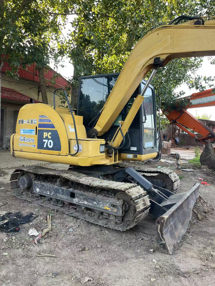 KOMATSU pc70-8 - Miniekskavaator: pilt 1 KOMATSU pc70-8 - Miniekskavaator: pilt 1