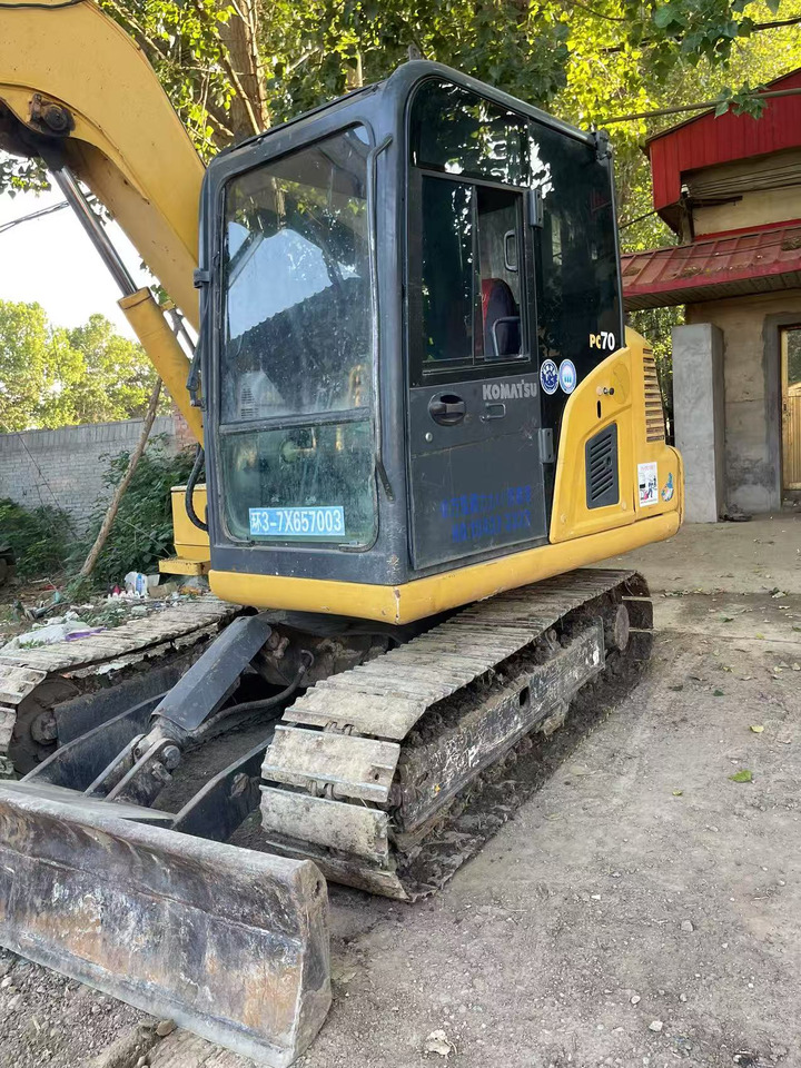 KOMATSU pc70-8 - Miniekskavaator: pilt 2 KOMATSU pc70-8 - Miniekskavaator: pilt 2