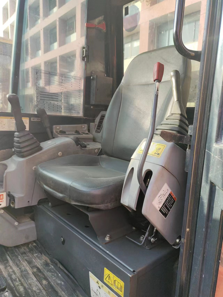 KUBOTA KX155-5 - Miniekskavaator: pilt 4 KUBOTA KX155-5 - Miniekskavaator: pilt 4