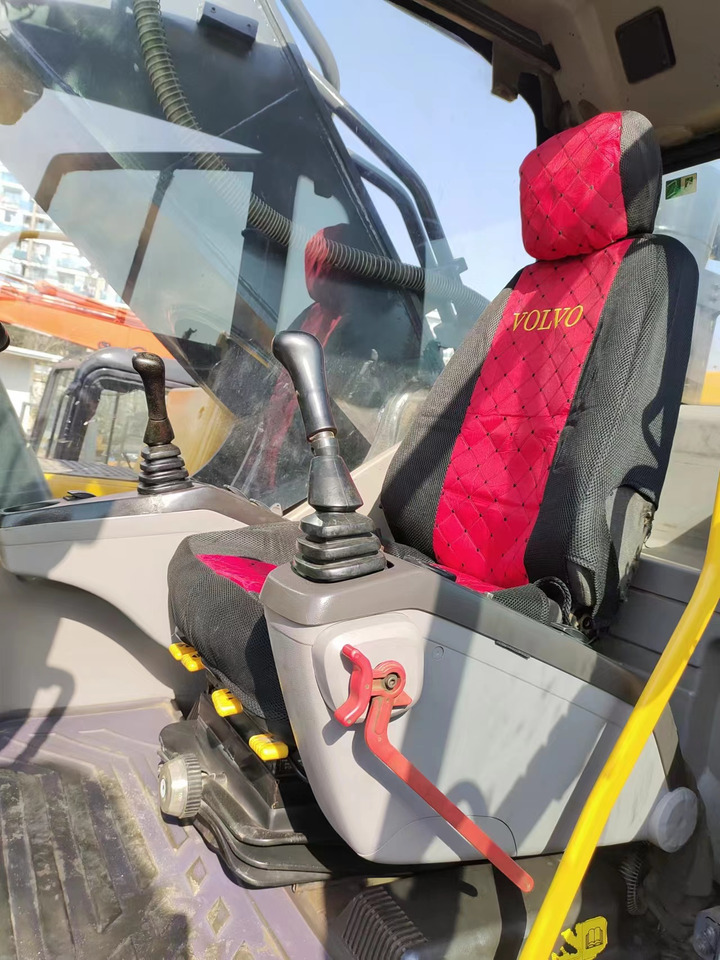 VOLVO EC460 - Lintekskavaator: pilt 4 VOLVO EC460 - Lintekskavaator: pilt 4