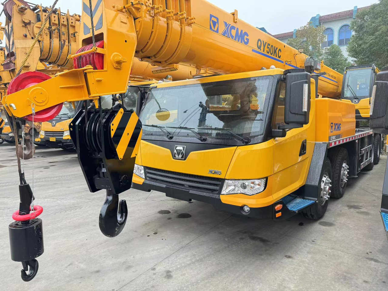 XCMG QY50KC QY50 CHINA TRUCK CRANE 50TONS - Autokraana: pilt 2 XCMG QY50KC QY50 CHINA TRUCK CRANE 50TONS - Autokraana: pilt 2