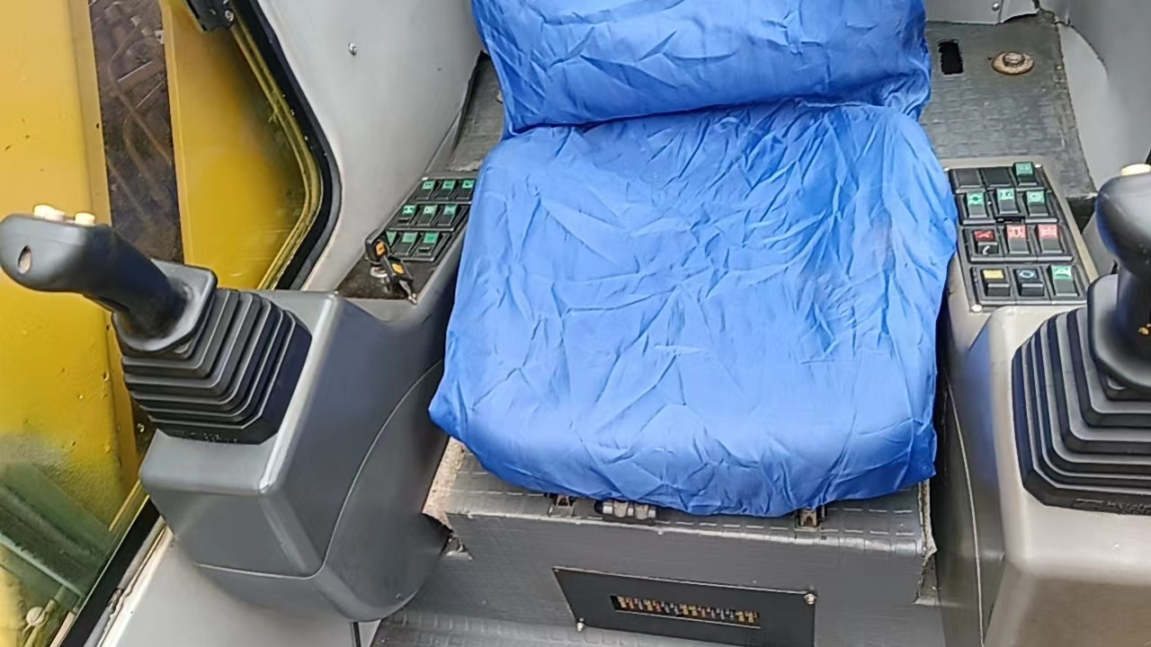 XCMG QY55K QY50K QY70K QY100K original XCMG made in China - Autokraana: pilt 4 XCMG QY55K QY50K QY70K QY100K original XCMG made in China - Autokraana: pilt 4