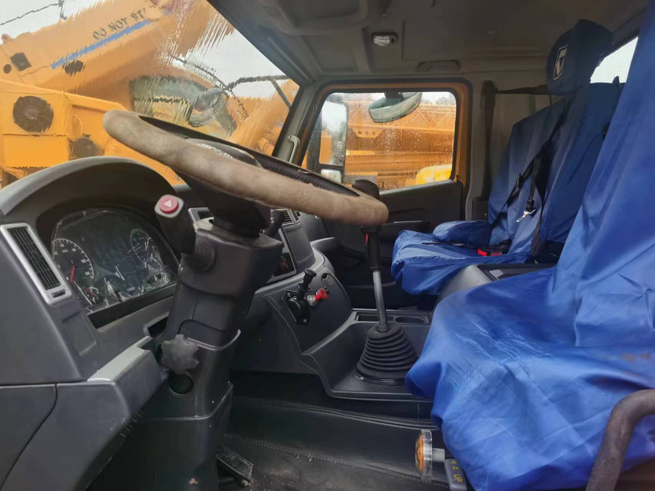 XCMG QY70K - Autokraana: pilt 3 XCMG QY70K - Autokraana: pilt 3