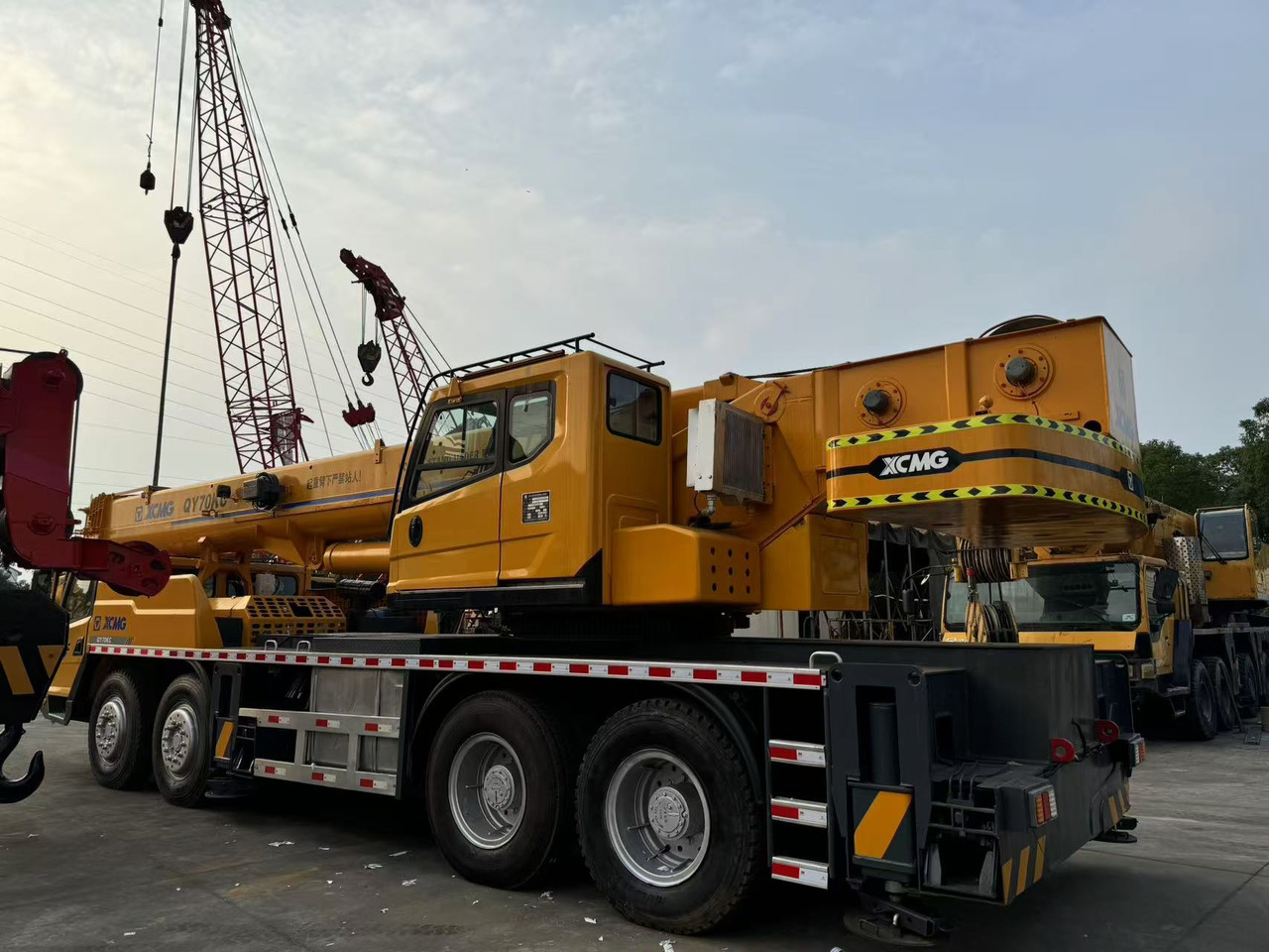 XCMG QY70K - Autokraana: pilt 2 XCMG QY70K - Autokraana: pilt 2