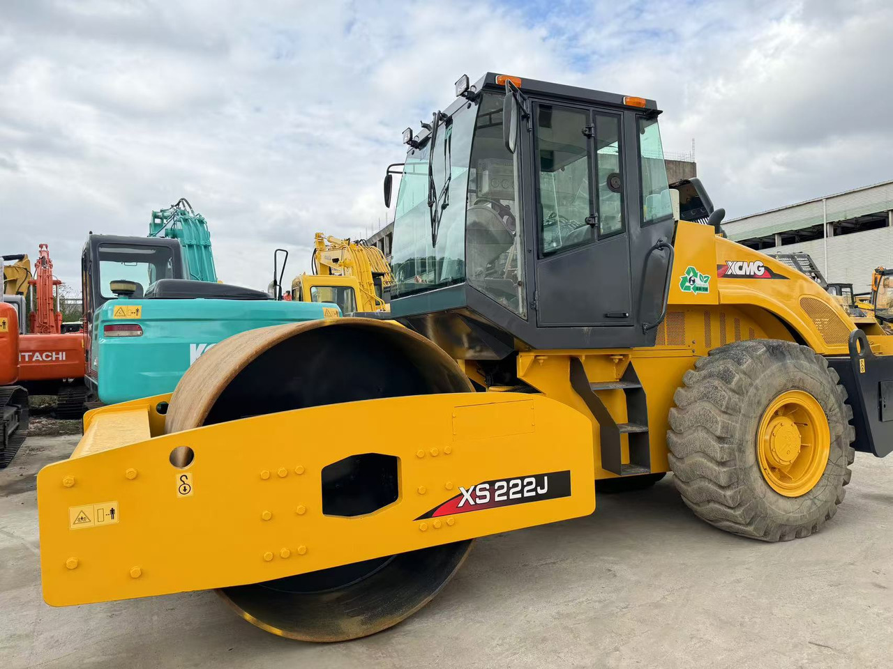 XCMG XS222J - Tihendaja: pilt 2 XCMG XS222J - Tihendaja: pilt 2