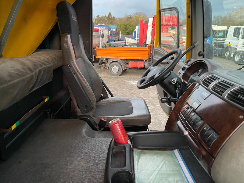 Sadulveok DAF CF 85.410 Tractor unit: pilt 14