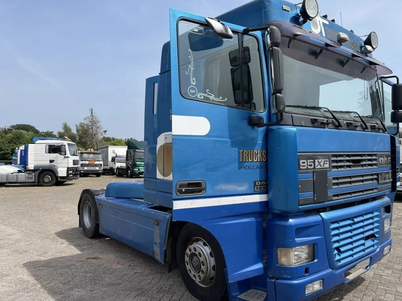DAF XF 95.530 Tractor unit - Sadulveok: pilt 1 DAF XF 95.530 Tractor unit - Sadulveok: pilt 1