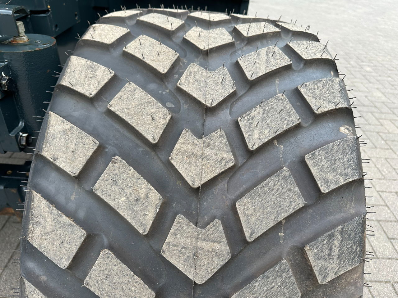 Ratastel ekskavaator Hyundai 55W-9A: pilt 13