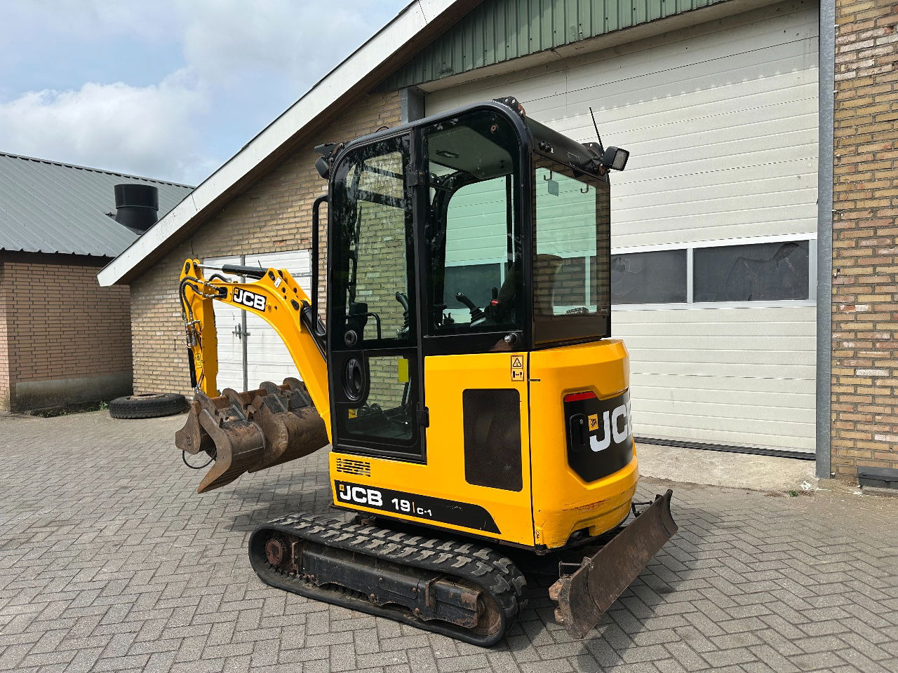 JCB 19 c1 - Miniekskavaator: pilt 2 JCB 19 c1 - Miniekskavaator: pilt 2