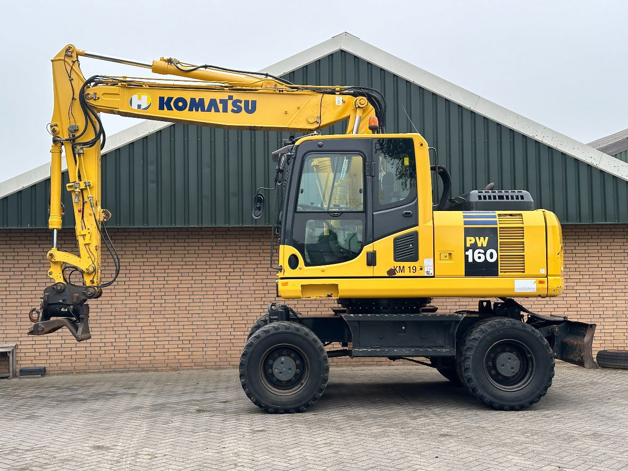 Komatsu PW160-8 - Ratastel ekskavaator: pilt 2 Komatsu PW160-8 - Ratastel ekskavaator: pilt 2