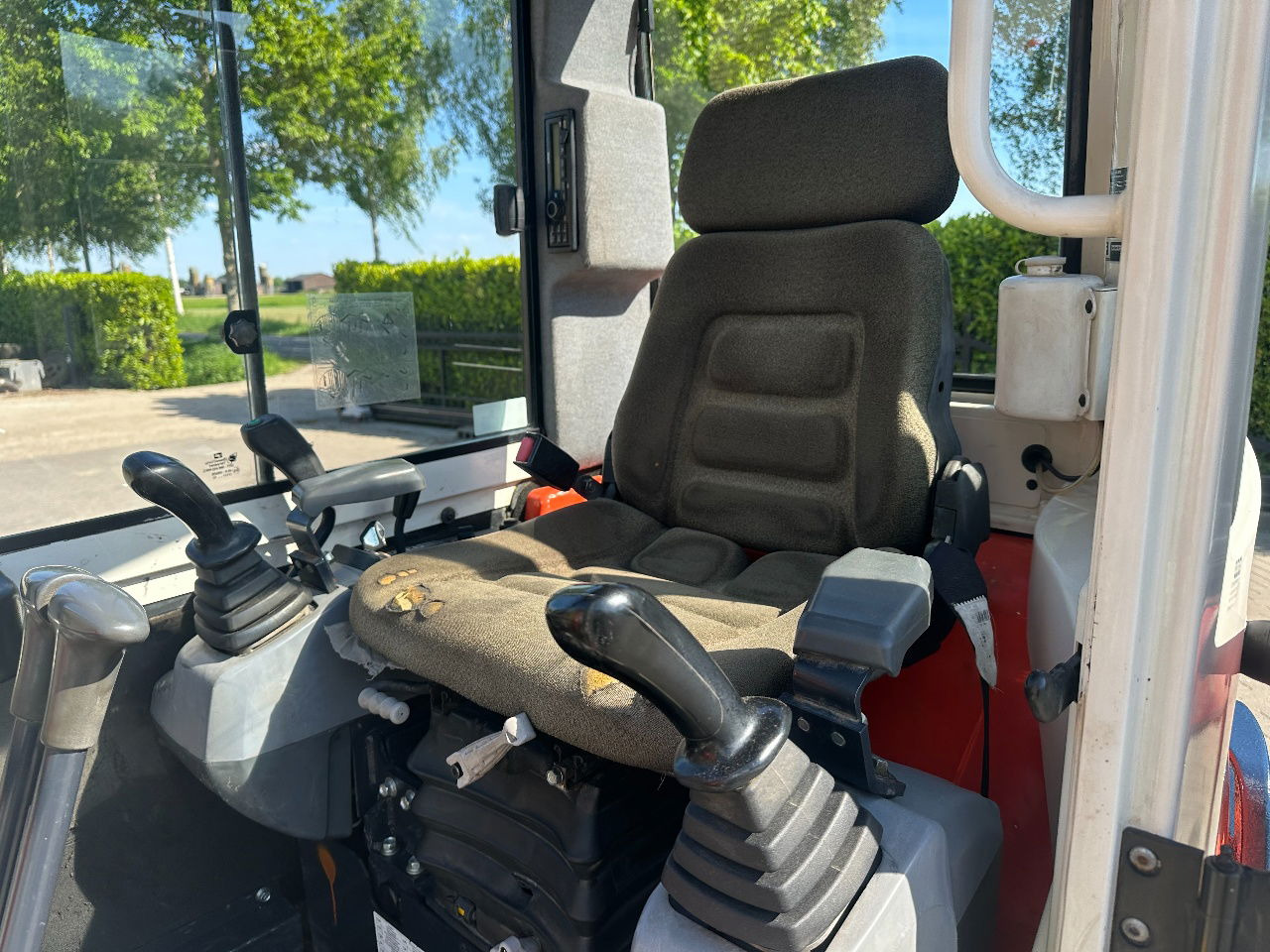 Miniekskavaator Kubota KX61-3: pilt 10