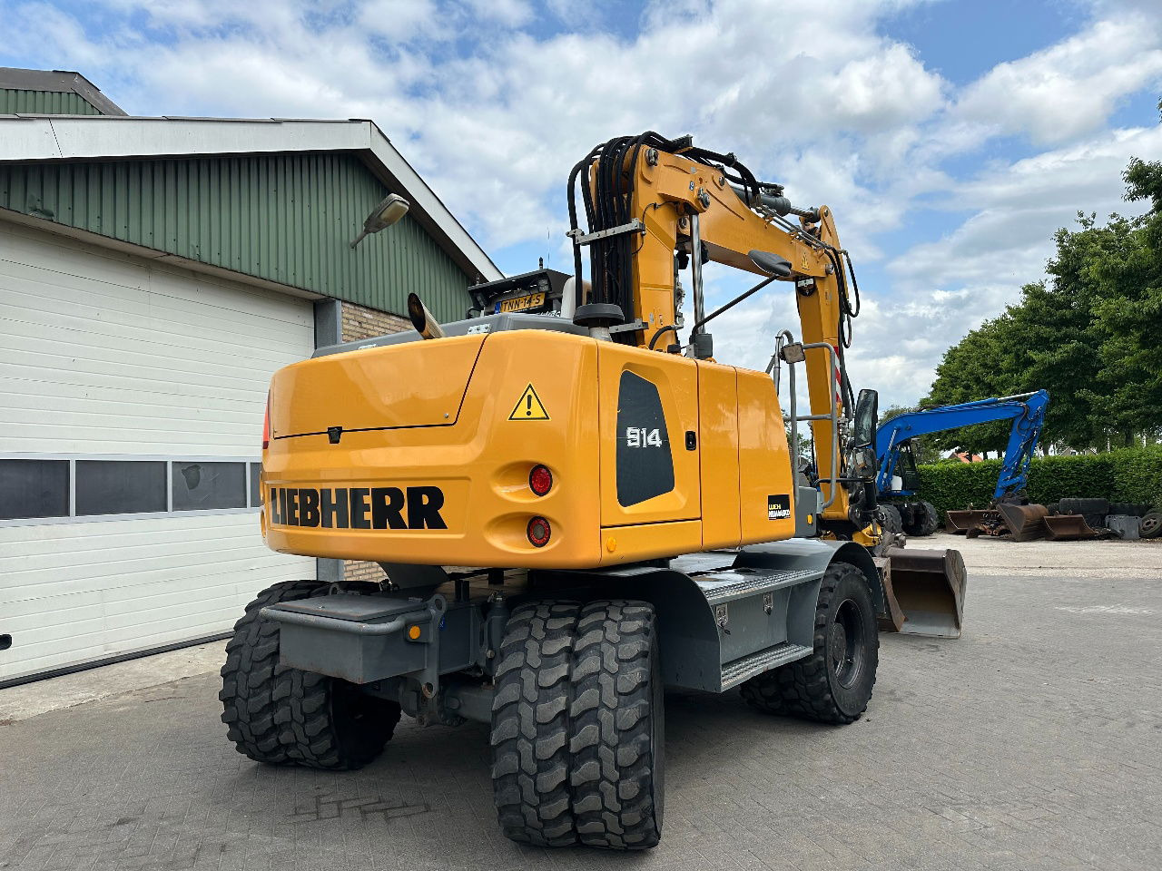 Liebherr A914 - Ratastel ekskavaator: pilt 3 Liebherr A914 - Ratastel ekskavaator: pilt 3