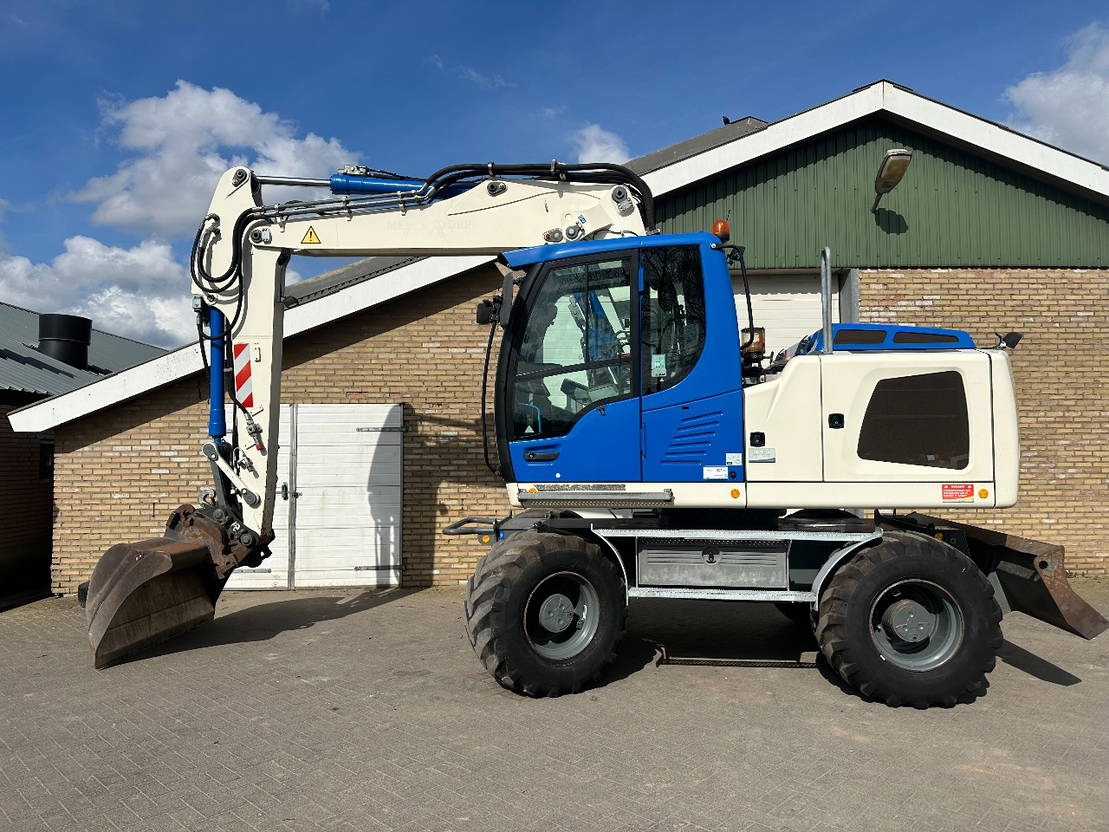 Liebherr A914 - Ratastel ekskavaator: pilt 3 Liebherr A914 - Ratastel ekskavaator: pilt 3