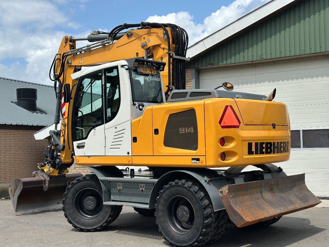 Liebherr A914 - Ratastel ekskavaator: pilt 2 Liebherr A914 - Ratastel ekskavaator: pilt 2