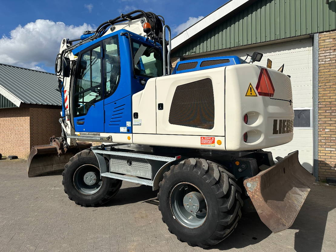Liebherr A914 - Ratastel ekskavaator: pilt 2 Liebherr A914 - Ratastel ekskavaator: pilt 2