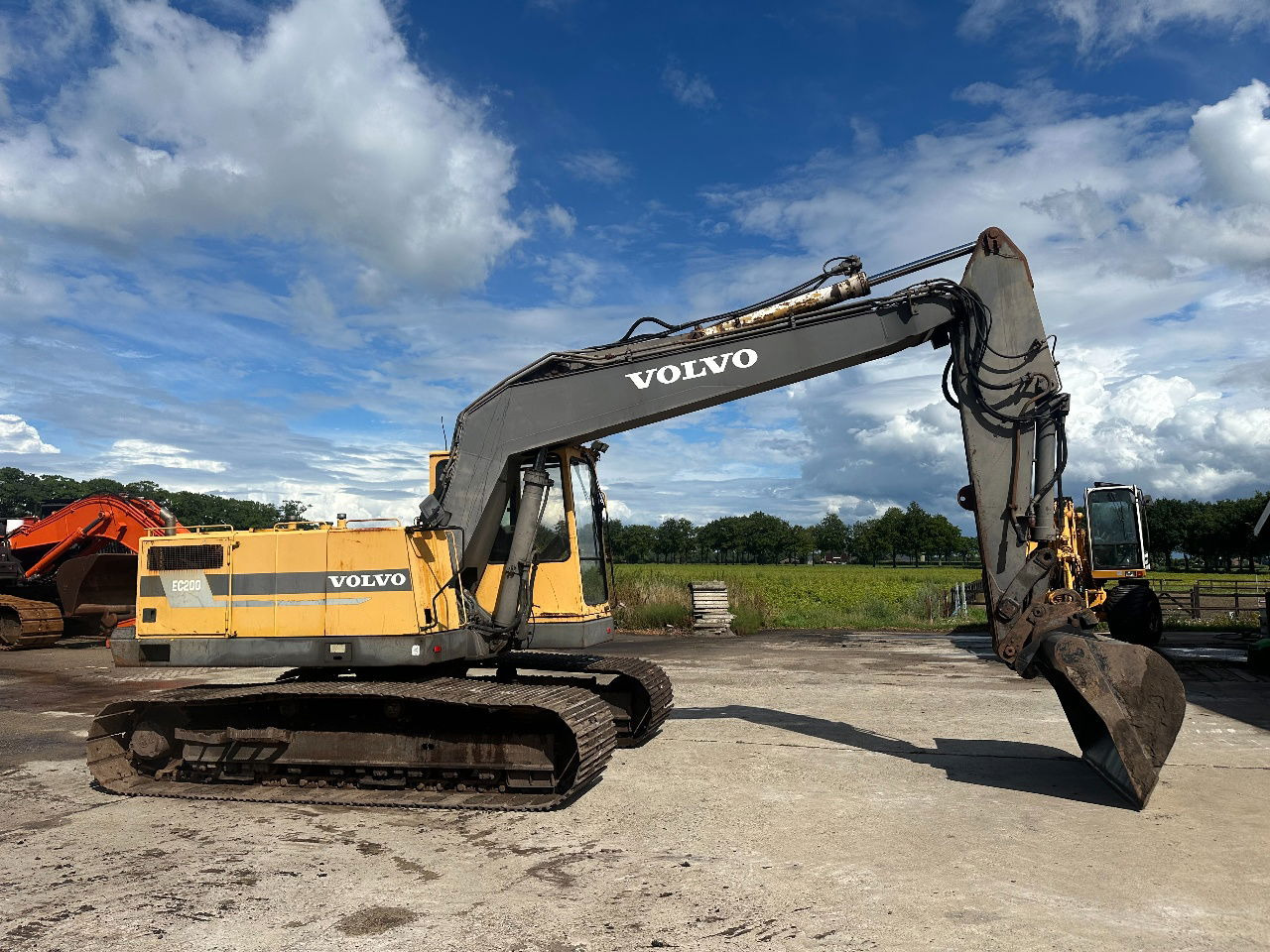 Volvo EC200 - Lintekskavaator: pilt 4 Volvo EC200 - Lintekskavaator: pilt 4