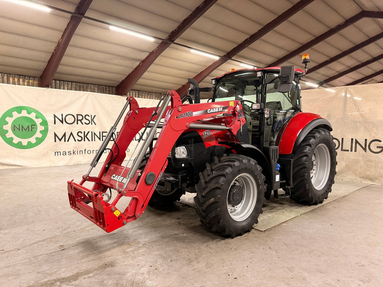 CASE IH Luxxum 120 - Traktor: pilt 1 CASE IH Luxxum 120 - Traktor: pilt 1