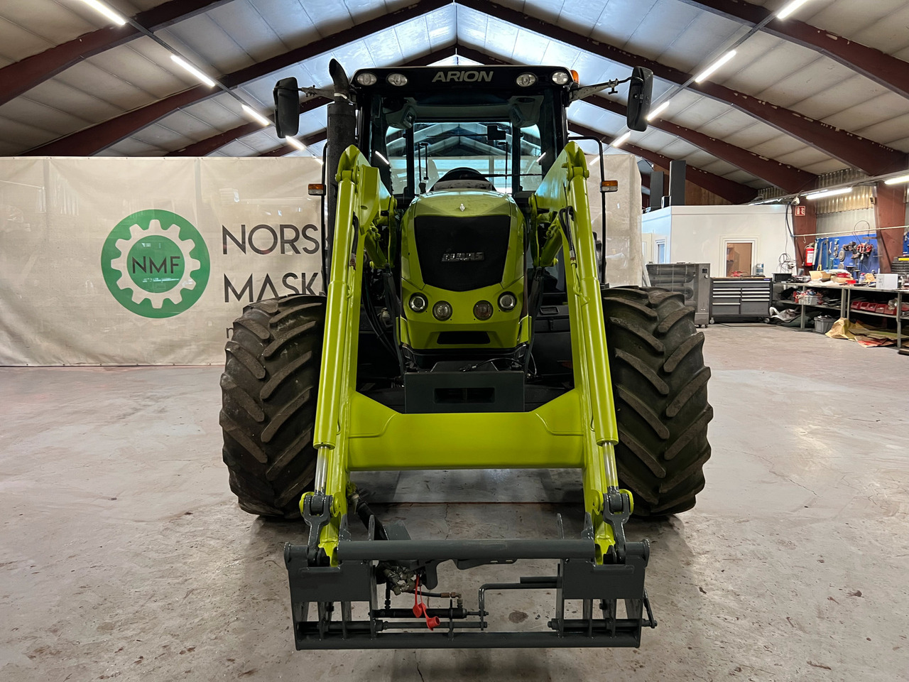 CLAAS Arion 430 - Traktor: pilt 3 CLAAS Arion 430 - Traktor: pilt 3