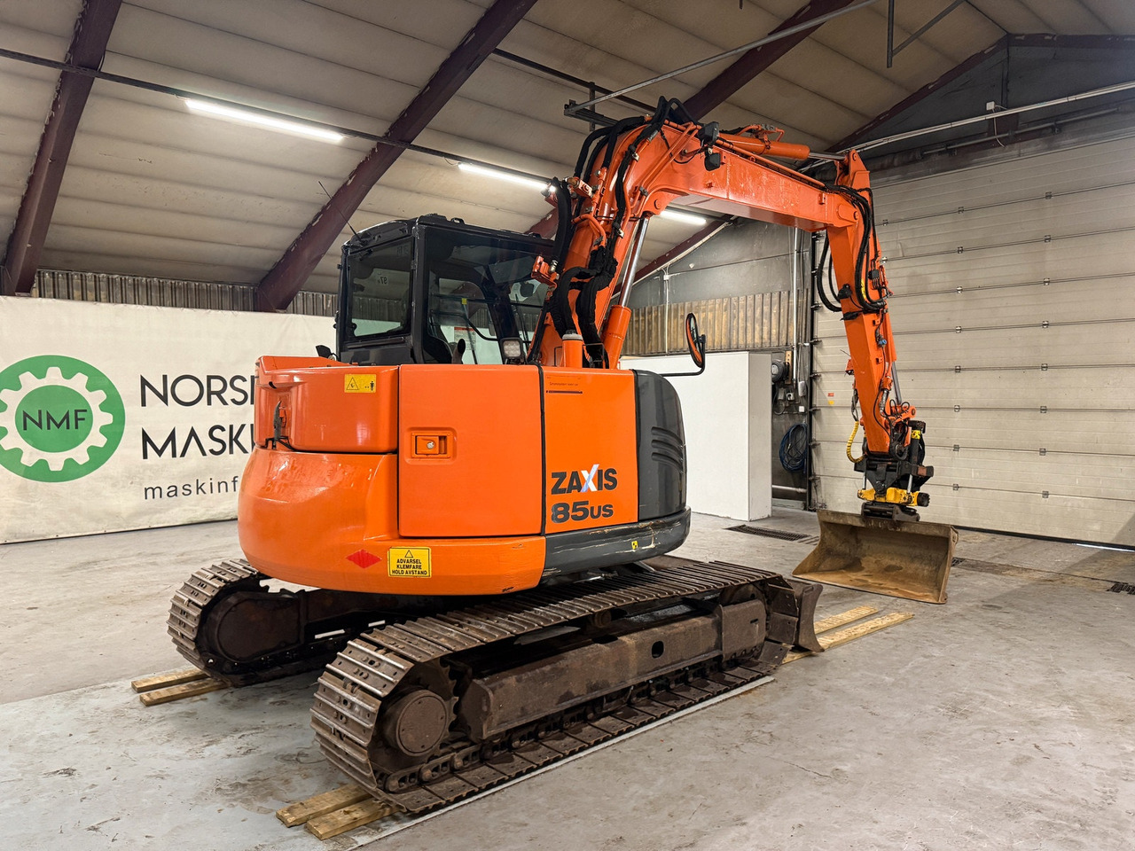 Hitachi ZX85US-5A - Lintekskavaator: pilt 5 Hitachi ZX85US-5A - Lintekskavaator: pilt 5