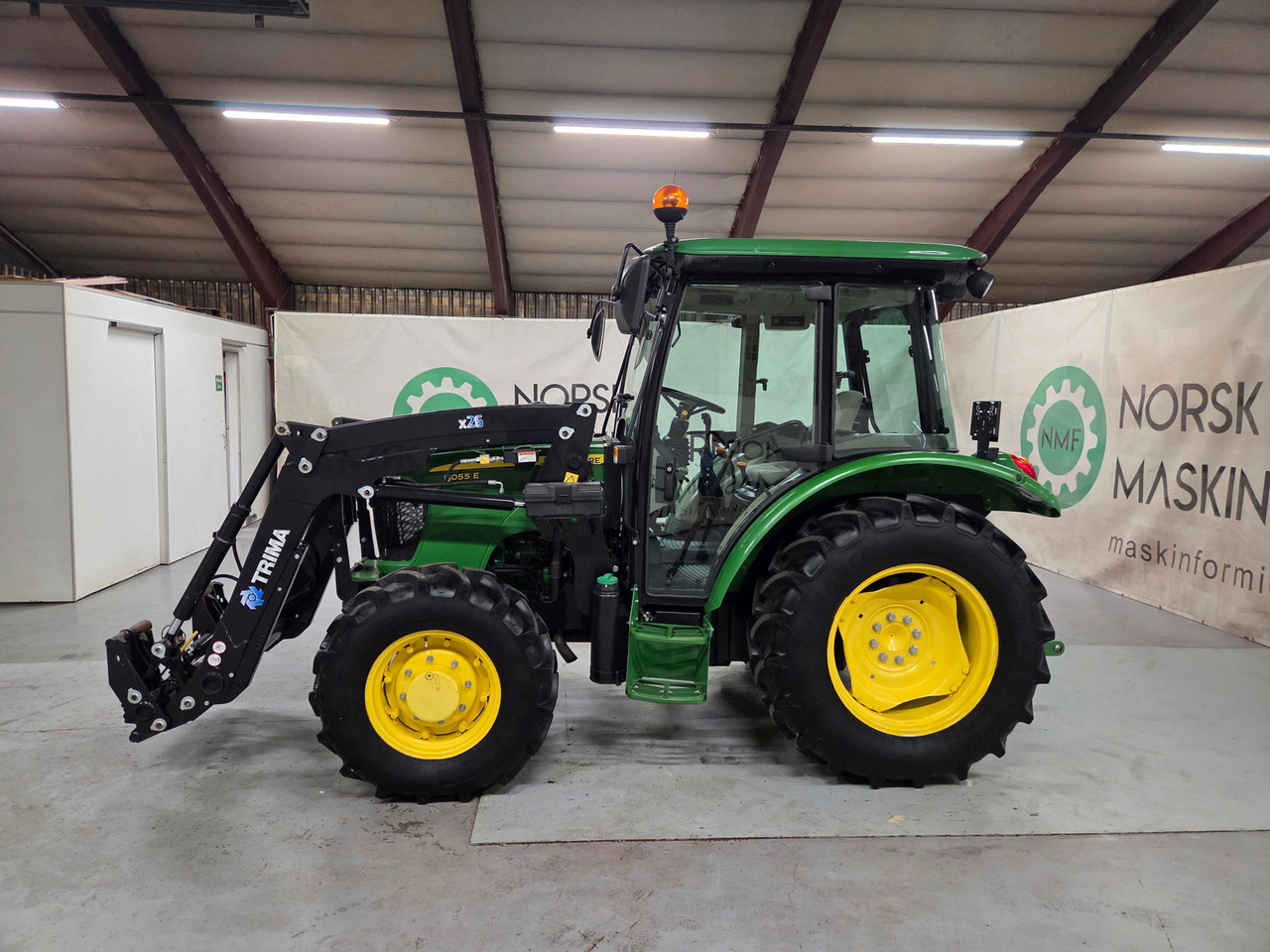 John Deere 5055E #600 timer - Traktor: pilt 2 John Deere 5055E #600 timer - Traktor: pilt 2
