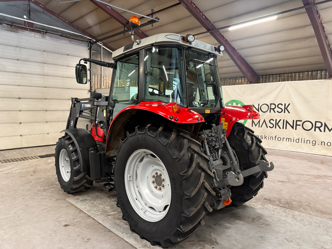 Massey Ferguson 5440 Dyna 4 - Traktor: pilt 3 Massey Ferguson 5440 Dyna 4 - Traktor: pilt 3