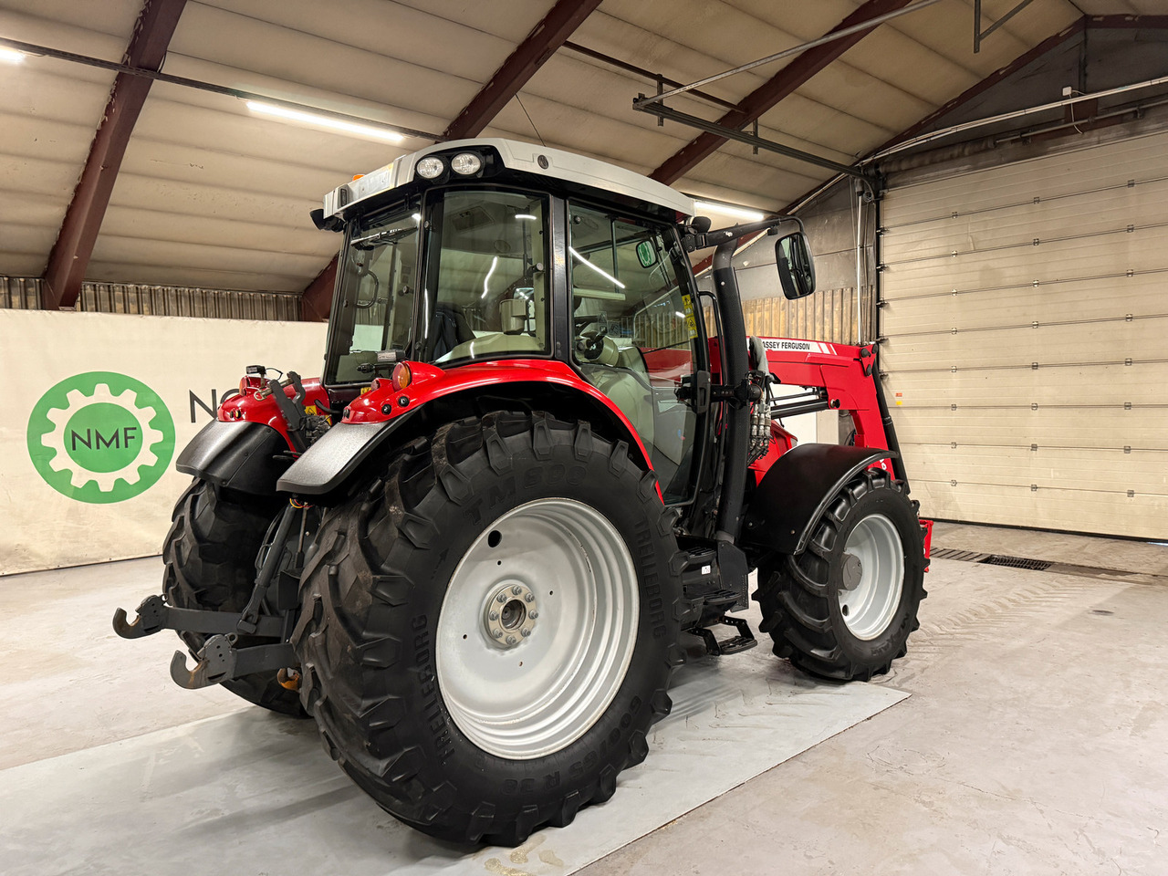Massey Ferguson 5613 Dyna 4 - Traktor: pilt 5 Massey Ferguson 5613 Dyna 4 - Traktor: pilt 5
