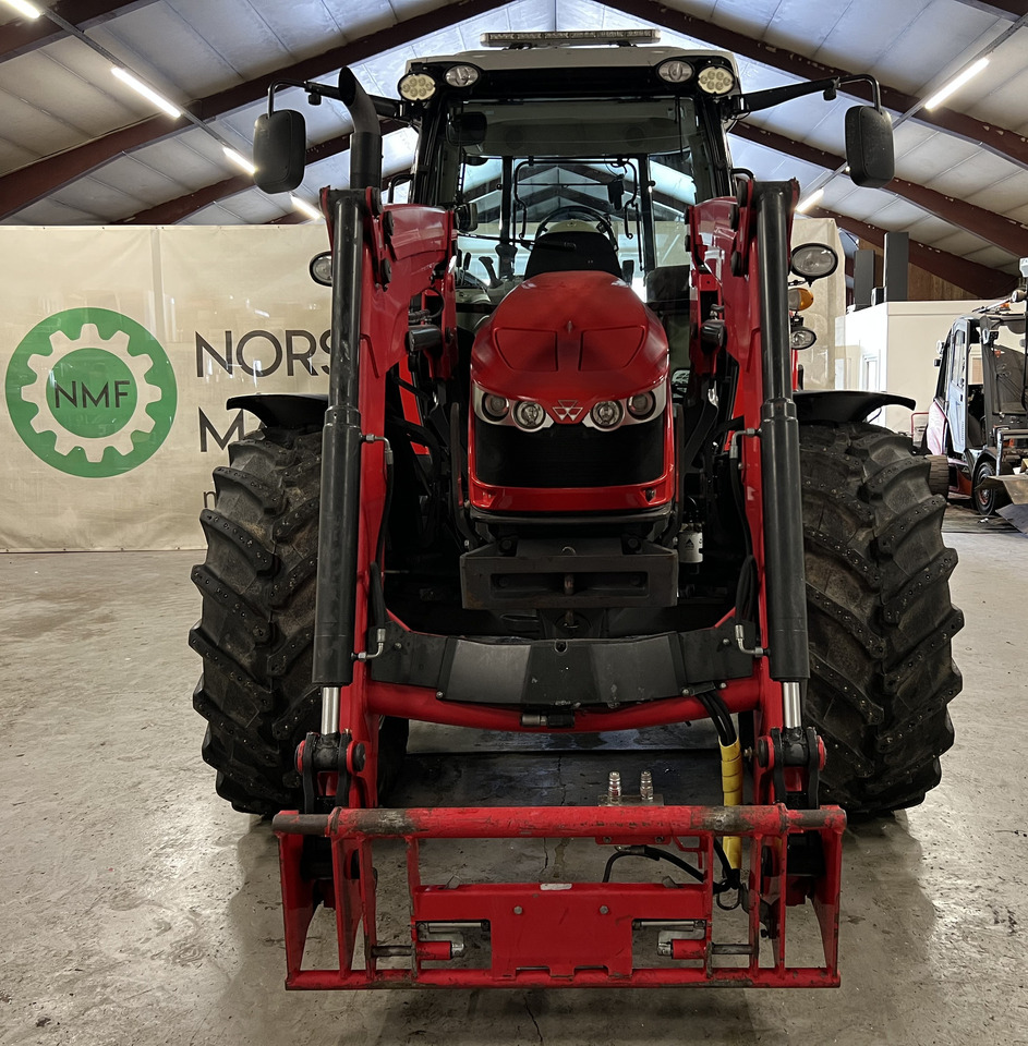 Massey Ferguson 5613 Dyna 6 - Traktor: pilt 3 Massey Ferguson 5613 Dyna 6 - Traktor: pilt 3