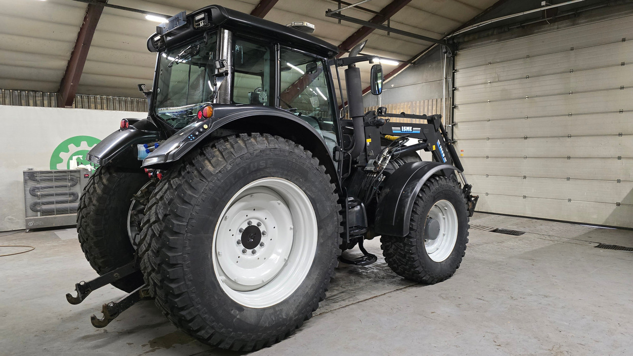 Valtra T182 - Traktor: pilt 5 Valtra T182 - Traktor: pilt 5