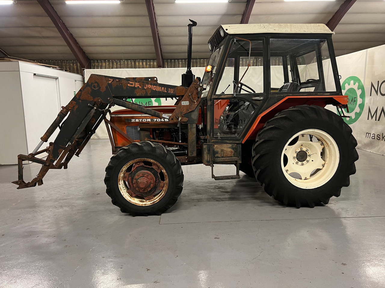 Zetor 7045 (Redusert moms) - Traktor: pilt 1 Zetor 7045 (Redusert moms) - Traktor: pilt 1