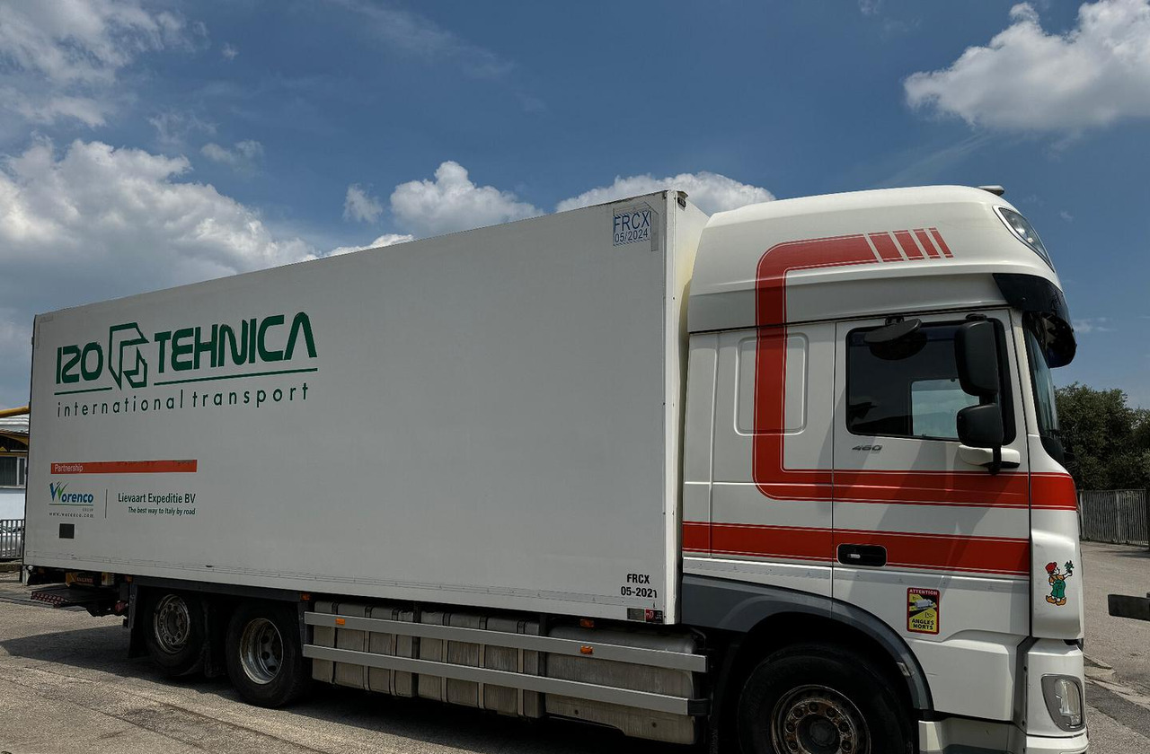 Motrice frigo DAF XF 105.460 con Sponda - Külmutiga veoauto: pilt 3 Motrice frigo DAF XF 105.460 con Sponda - Külmutiga veoauto: pilt 3