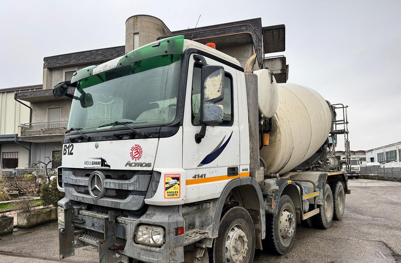 Autobetoniera Armec PHY120 su telaio Mercedes-Benz - Muu seadmestik: pilt 1 Autobetoniera Armec PHY120 su telaio Mercedes-Benz - Muu seadmestik: pilt 1