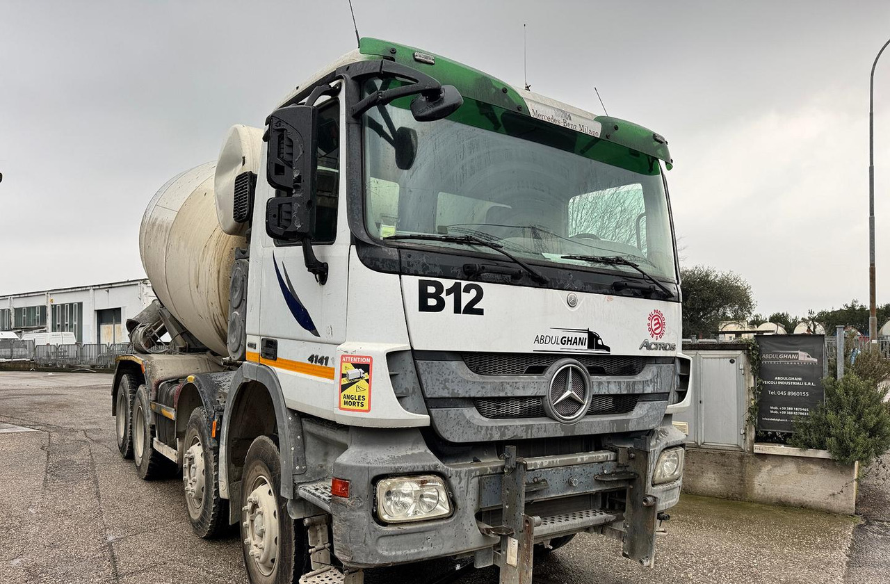 Autobetoniera Armec PHY120 su telaio Mercedes-Benz - Muu seadmestik: pilt 2 Autobetoniera Armec PHY120 su telaio Mercedes-Benz - Muu seadmestik: pilt 2